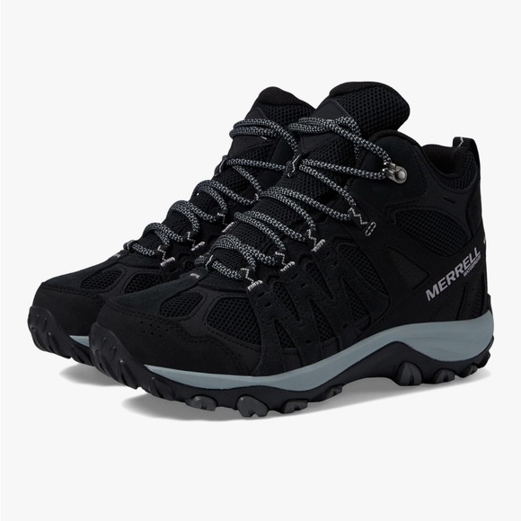 Merrell Women’s Black and Gray Trail Shoes - Picture 1 of 6